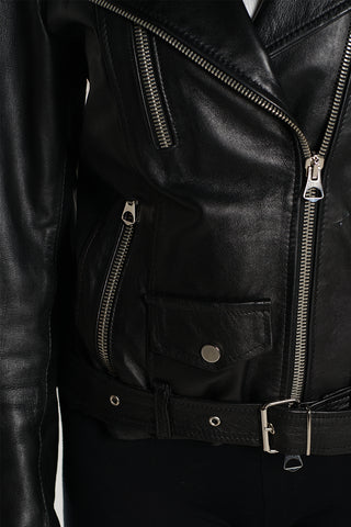 Chiodo biker in pelle nera con cintura nappa liscia